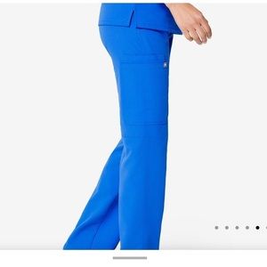 FIGS NWOT Kade Cargo Pants Royal Blue XXS.